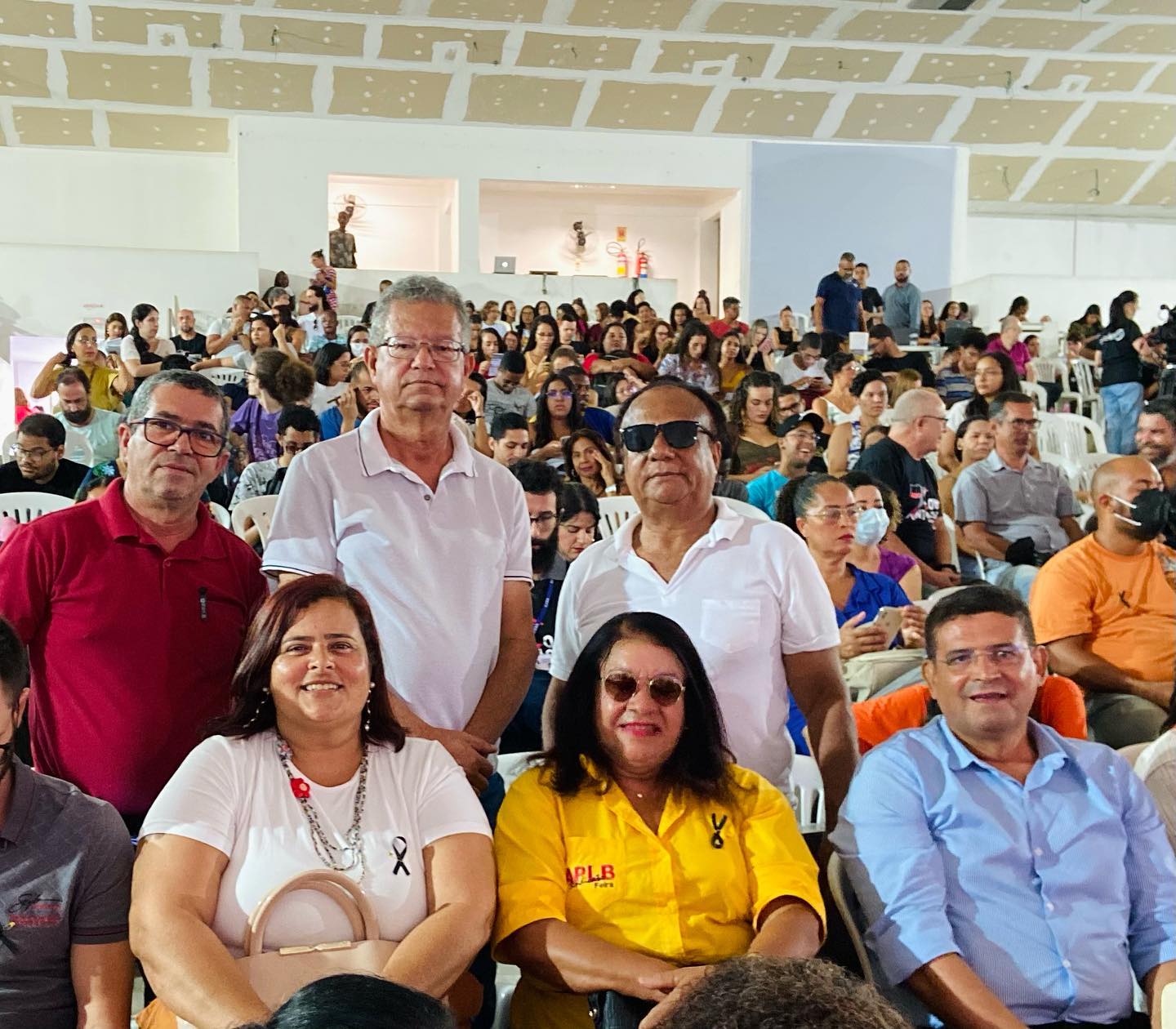 Diretoria da APLB Feira participou da Aula Magna da UEFS que discutiu a ascensão do fascismo no Brasil nesta terça, 14